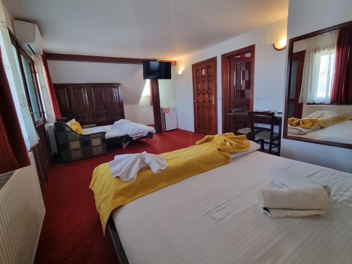 Casa Luca Hotell Vama Veche Eksteriør bilde